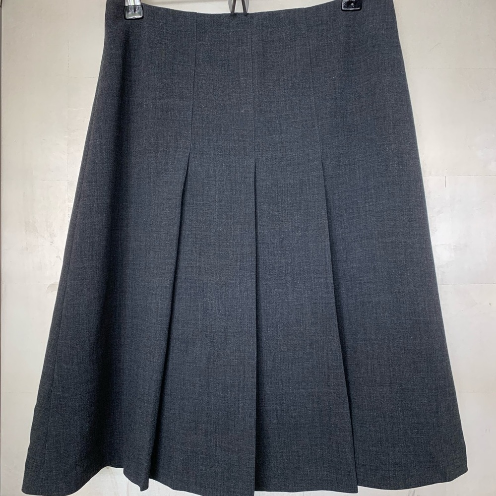 Wool skirt